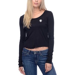 black cropped long sleeve top